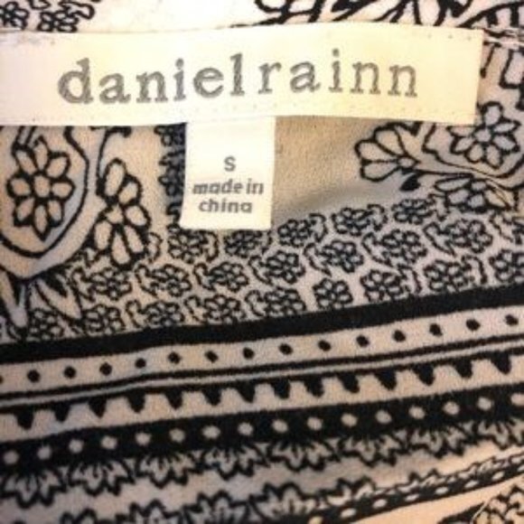 DANIEL RAINN cold boho paisley print shoulder‎ blouse size Small - Picture 7 of 7